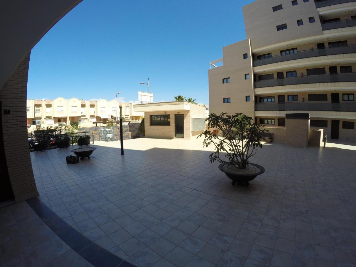 Apartament Sotavento 1ª Linea De Playa Roquetas de Mar Zewnętrze zdjęcie